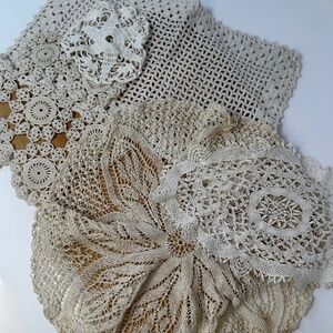Large Handmade Vintage Crochet Lace Tablecloth & Doily Lot 12 Pc 60” Round Craft